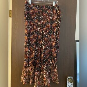 BCBGeneration Black Floral Flowy Pants